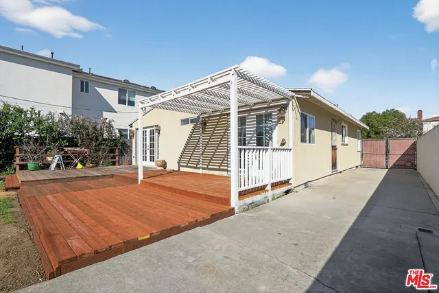 $4,200 | 4055 Moore Street, Los Angeles, CA 90066