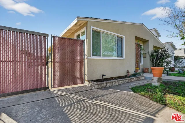 $4,200 | 4055 Moore Street, Los Angeles, CA 90066