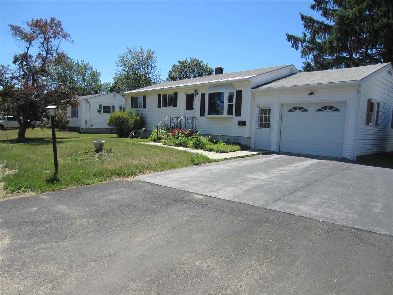 4 5th Street Rochester, NH 03867 - Photo 1 of 13