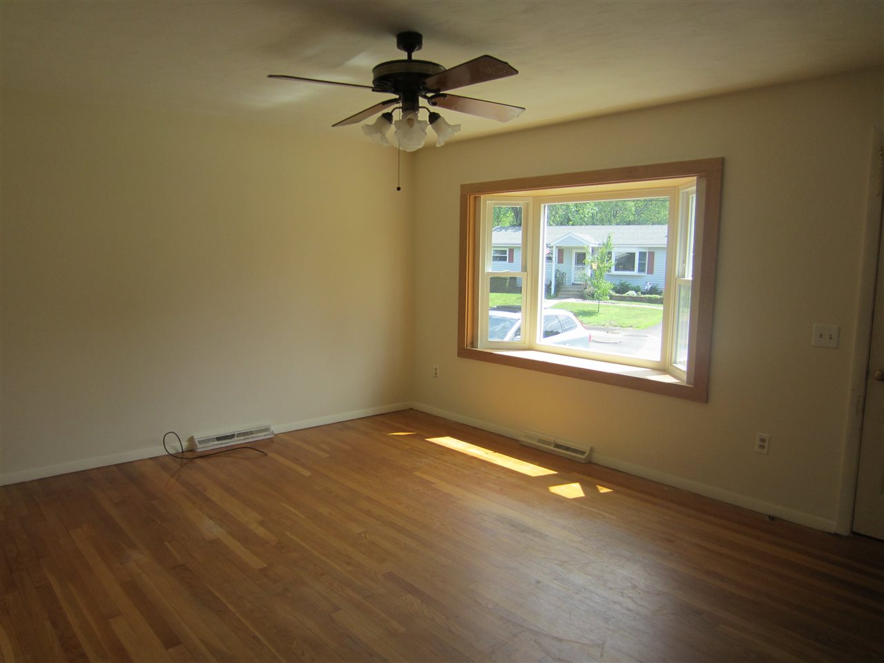 4 5th Street Rochester, NH 03867 - Photo 7 of 13