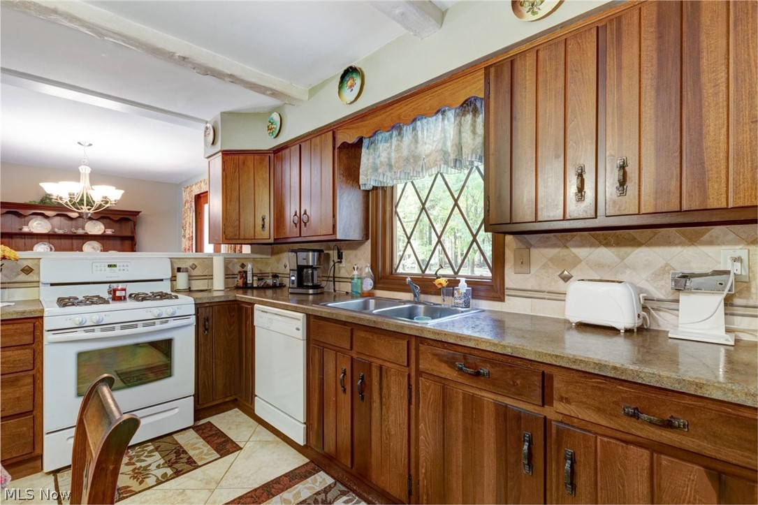 3026 Rockefeller Road Wickliffe, OH 44092 - Photo 8 of 25 Gallery Image 8