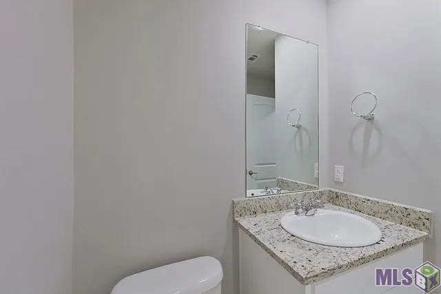 $1,995 | Undisclosed Address, Lafayette, LA 70507