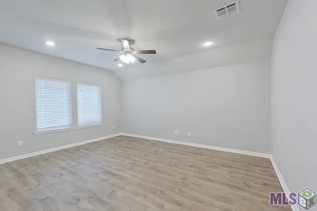 $1,995 | Undisclosed Address, Lafayette, LA 70507