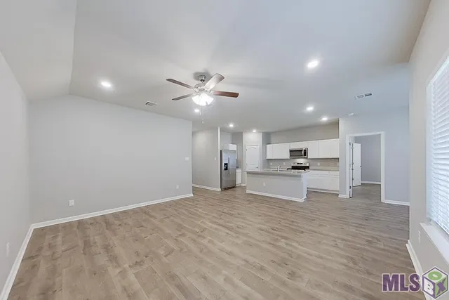 $1,995 | Undisclosed Address, Lafayette, LA 70507