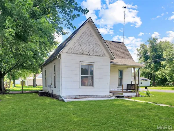 $35,000 | 114 West Union Street, Vandalia, MO 63382