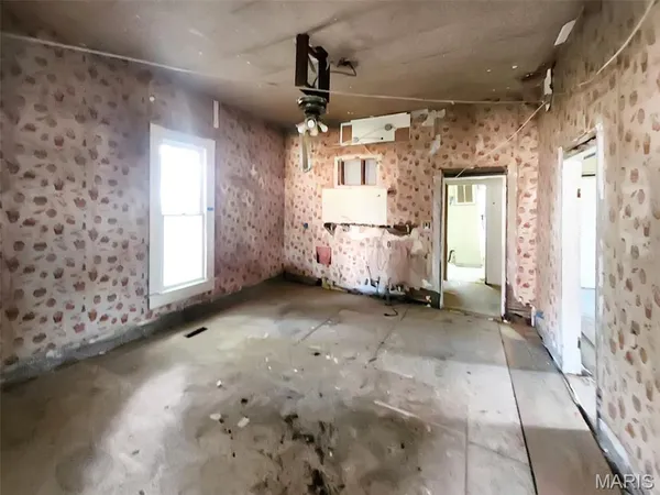 $35,000 | 114 West Union Street, Vandalia, MO 63382