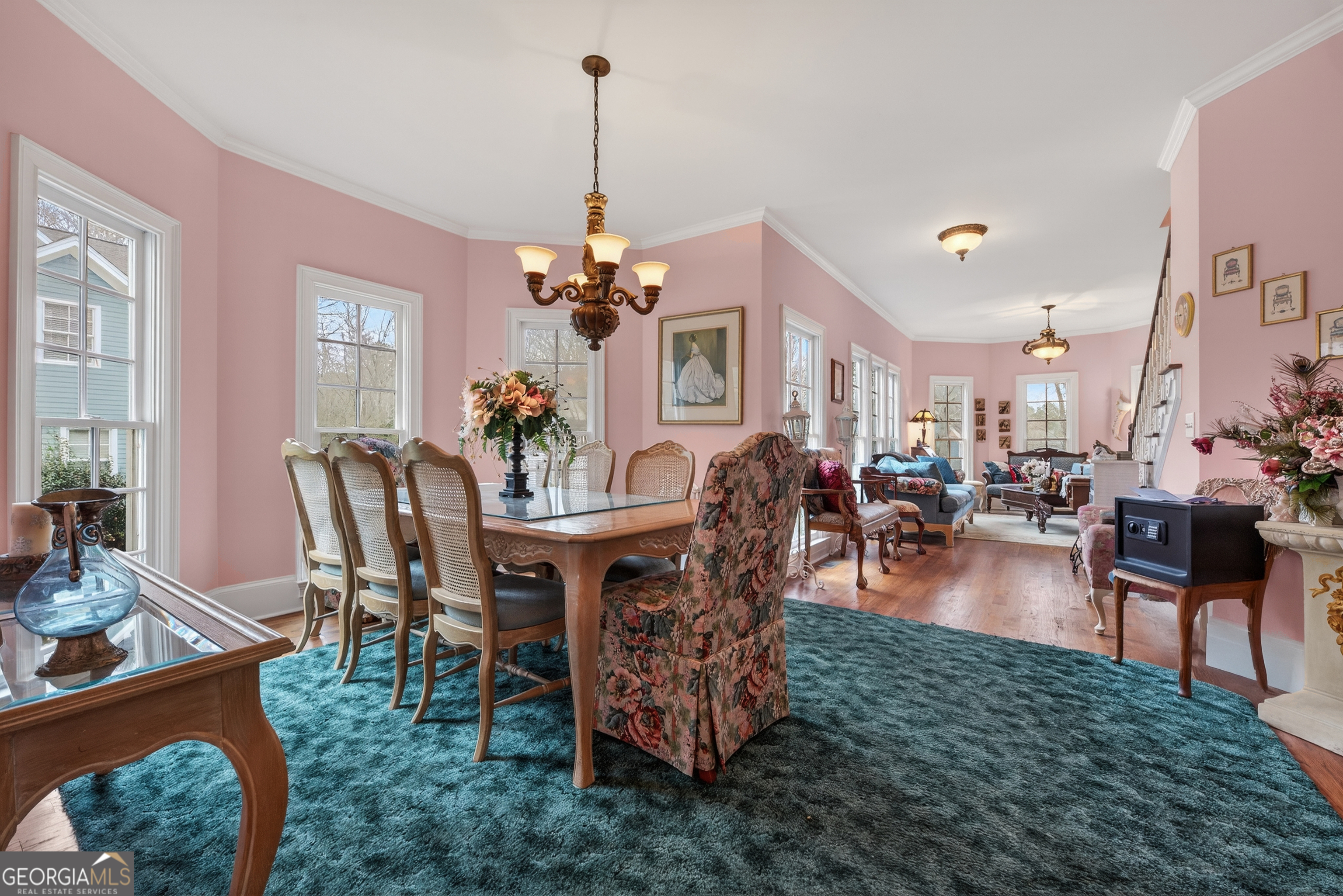 516 Hillside Road Madison, GA 30650 - Photo 10 of 27 a view of a dining room with furniture