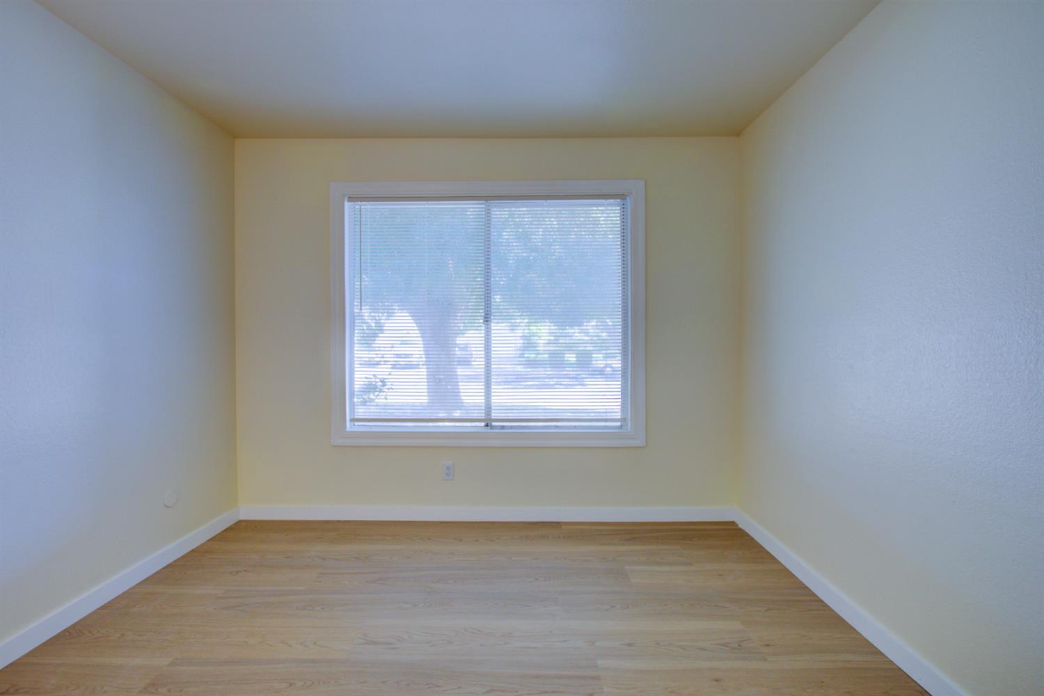 1323 Rusher Street Tracy, CA 95376 - Photo 20 of 40