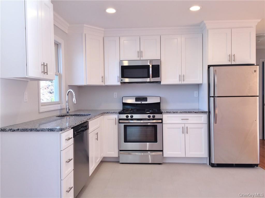 155 Shear Hill Road Mahopac, NY 10541 - Photo 4 of 25
