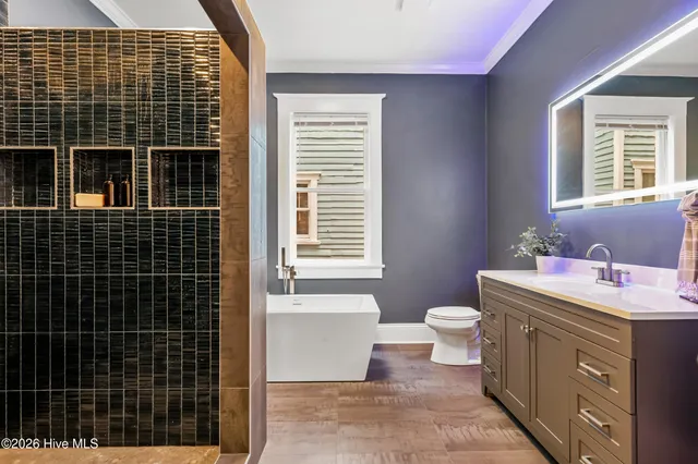 $689,000 | 403 Dock Street, Unit A, Wilmington, NC 28401