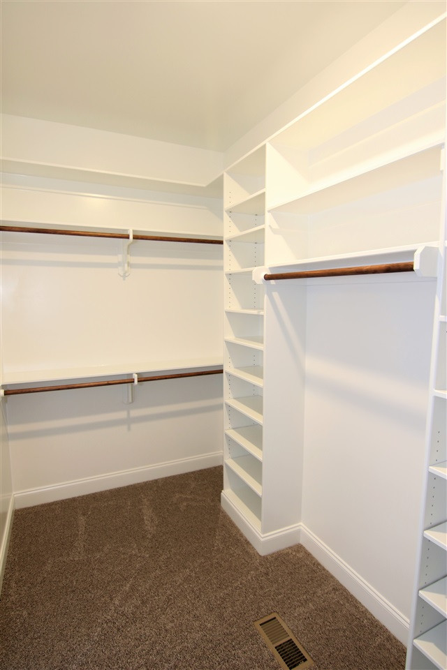 1394 River Run Road Selma, NC 27576 - Photo 16 of 25 Walk-in Closet