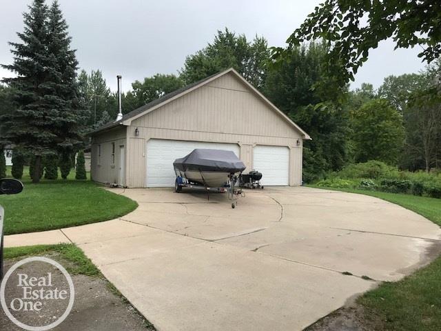 54985 Ridge Road New Baltimore, MI 48047 - Photo 5 of 42 31357341-4.JPG