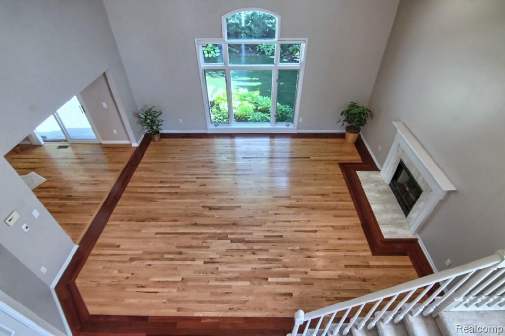375 Jonathan Drive Rochester, MI 48307 - Photo 7 of 30 Great_Room_From_Above.jpg