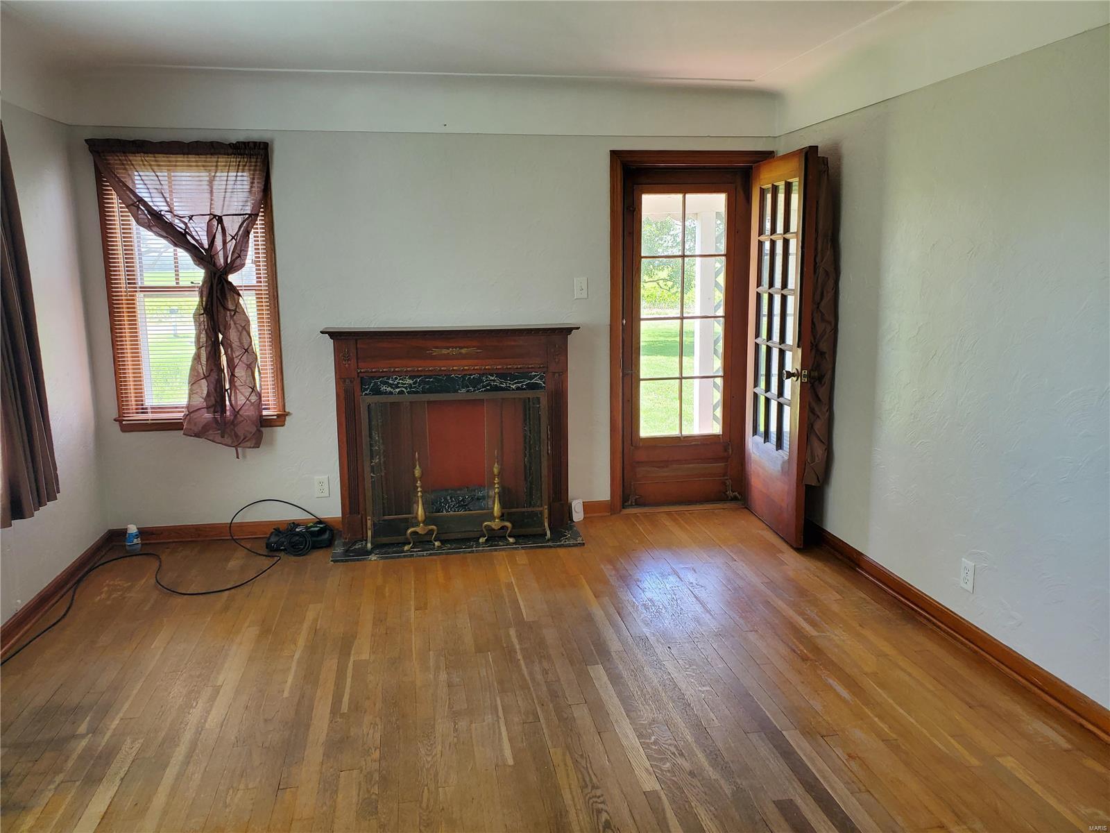 15905 Highline Road Carlyle, IL 62231 - Photo 3 of 25