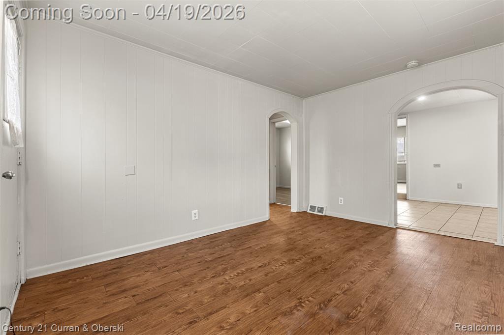 774 Corwin Court Pontiac, MI 48340 - Photo 4 of 28