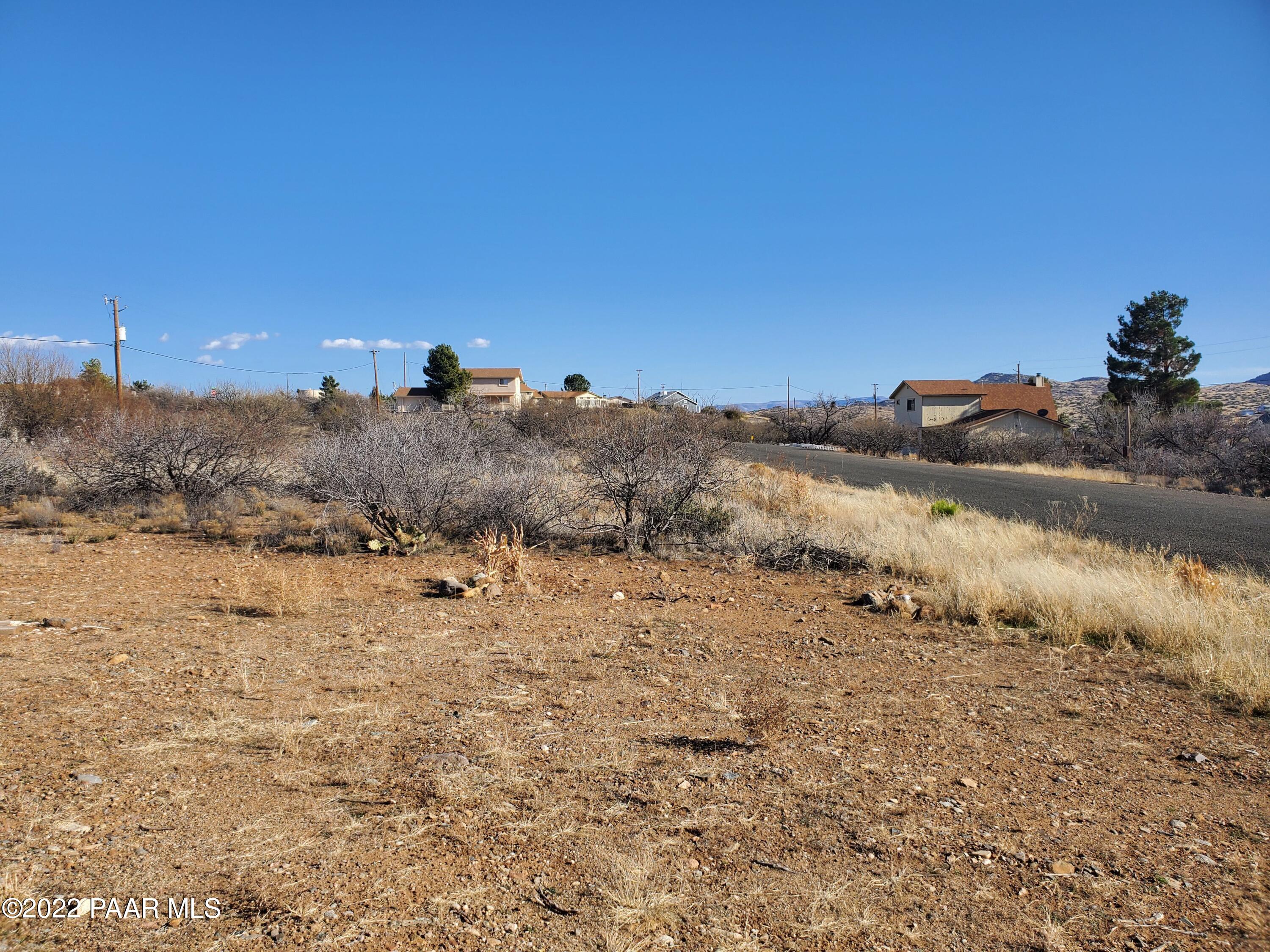 20206 East Lakeside Road Mayer, AZ 86333 - Photo 7 of 10 7 East View