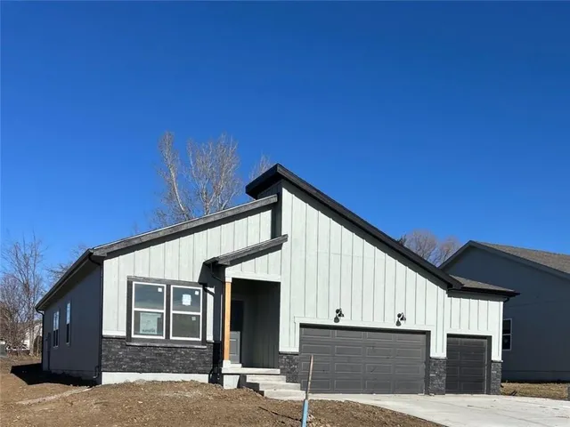 $539,150 | 18304 West 166th Street, Olathe, KS 66062