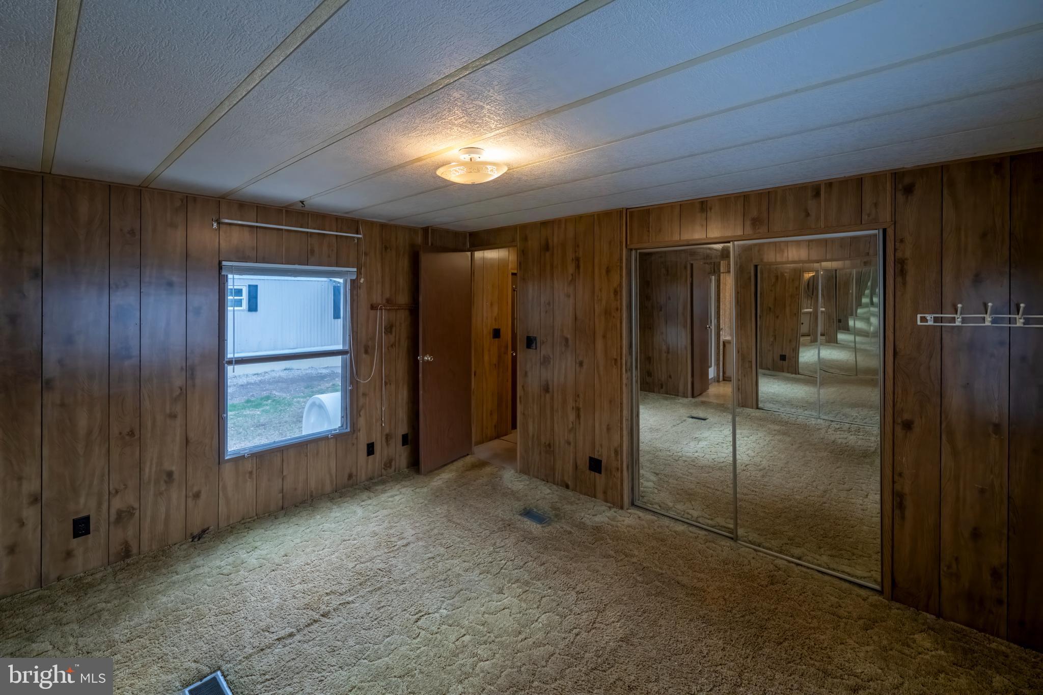 9 Oak Drive Spring City, PA 19475 - Photo 19 of 25 Primary Bedroom