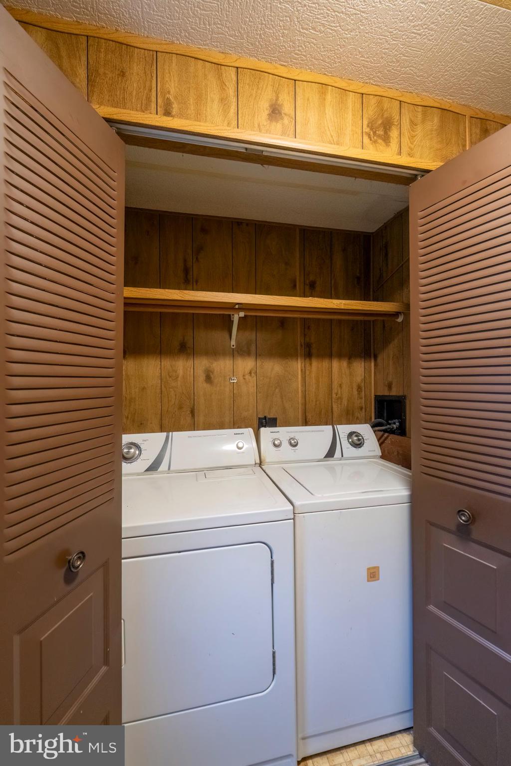 9 Oak Drive Spring City, PA 19475 - Photo 24 of 25 Laundry