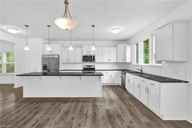 $424,900 | 4038 Monteray Circle, High Point, NC 27265