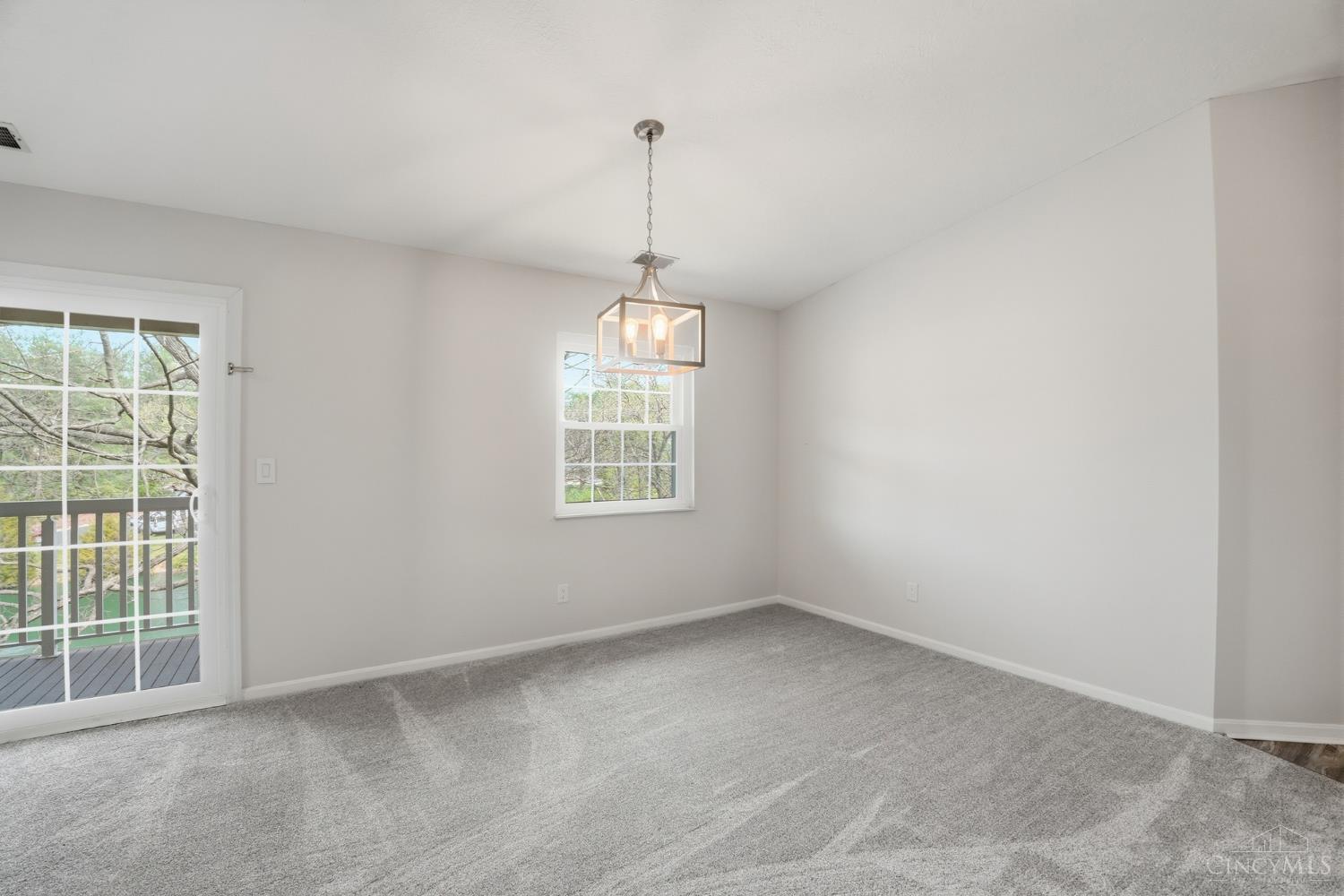 3675 West Galbraith Road, Unit 16 Cincinnati, OH 45247 - Photo 11 of 50