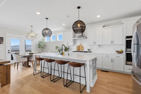 $1,199,000 | 7033 Fiddlers Glen Drive, Arrington, TN 37014