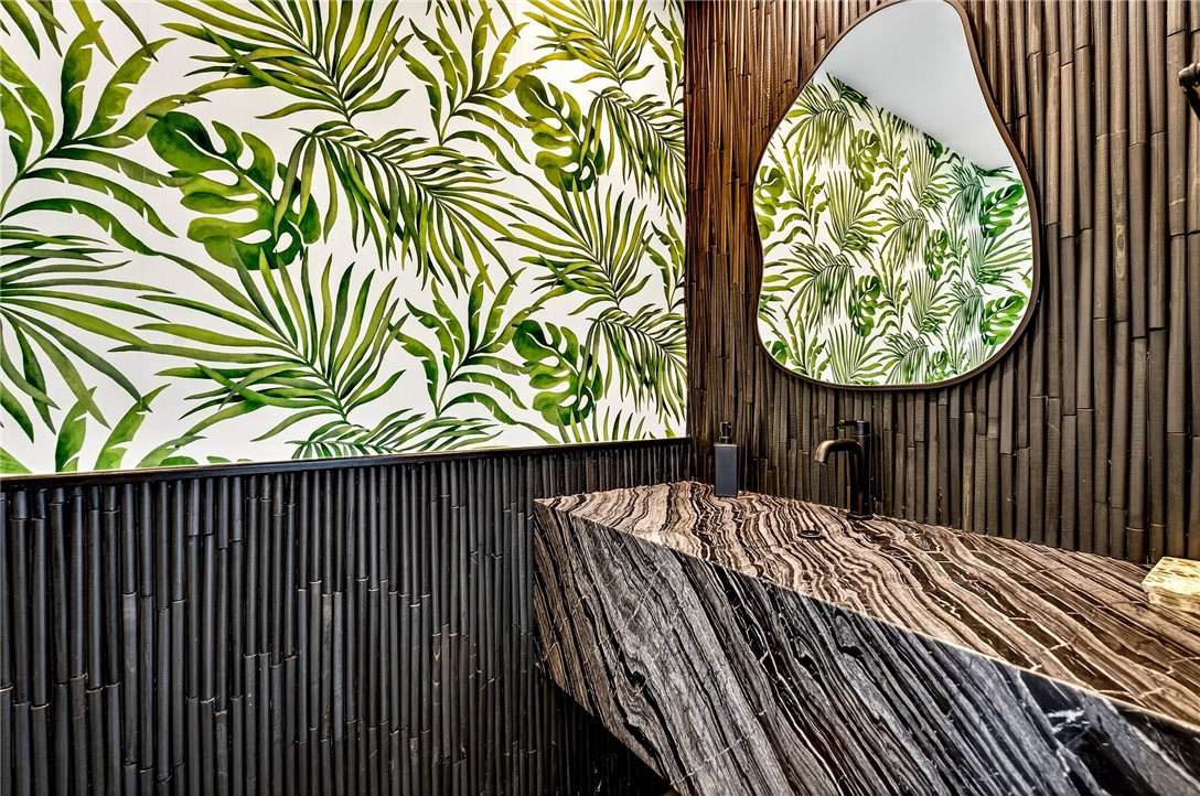 661 Date Palm Road Vero Beach, FL 32963 - Photo 12 of 34