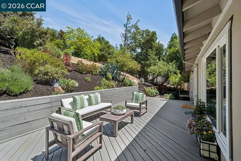 $1,250,000 | 8 Ketelsen Court, Moraga, CA 94556