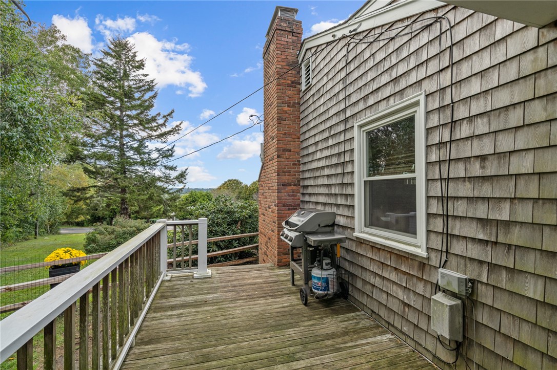 34 West Main Road Little Compton, RI 02837 - Photo 12 of 49