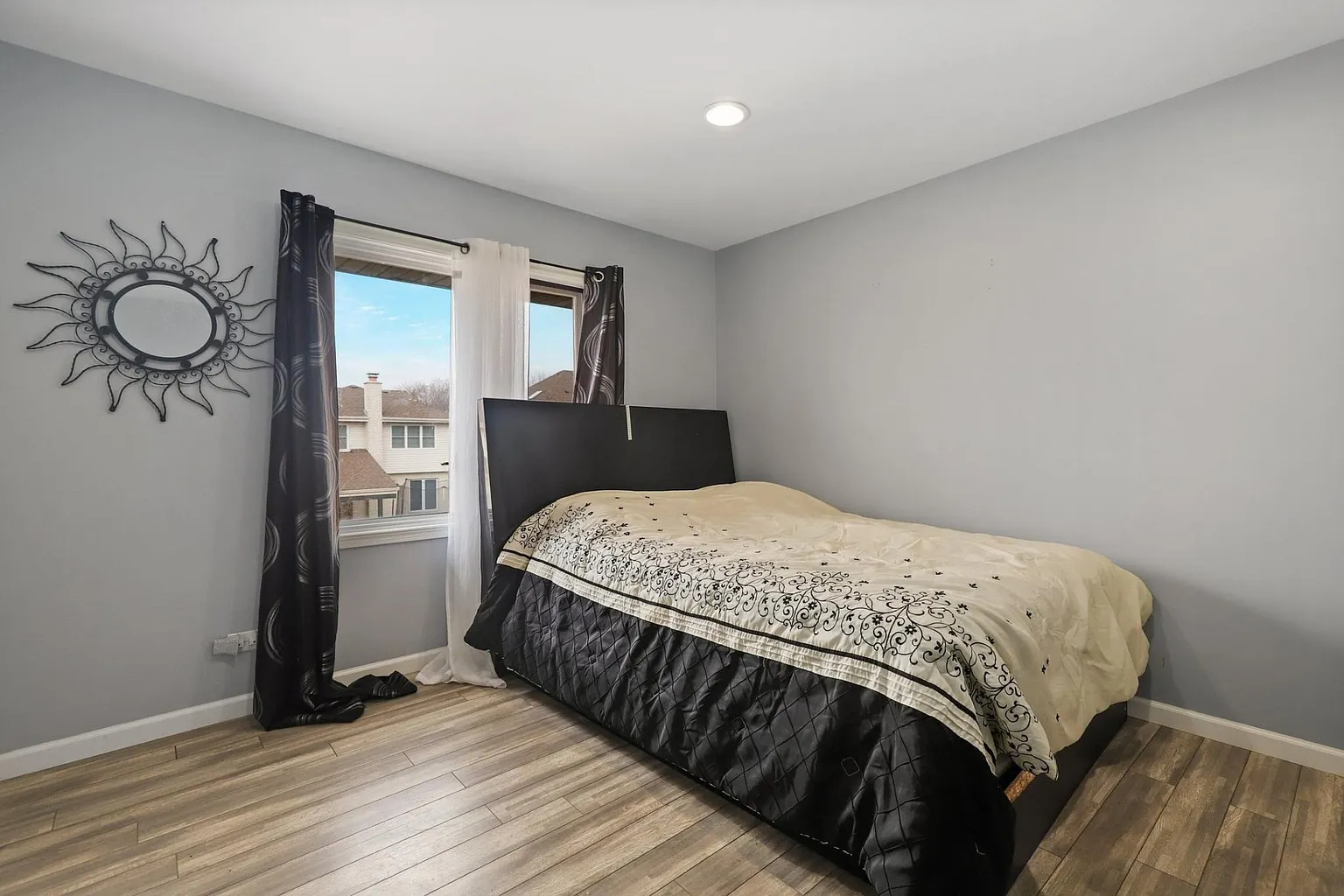 520 Veterans Parkway Addison, IL 60101 - Photo 19 of 25