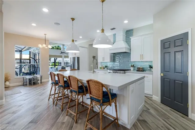 $1,000,000 | 3347 Southeast 19th Avenue, Cape Coral, FL 33904