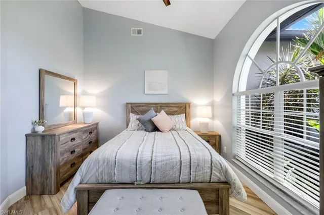 $1,000,000 | 3347 Southeast 19th Avenue, Cape Coral, FL 33904