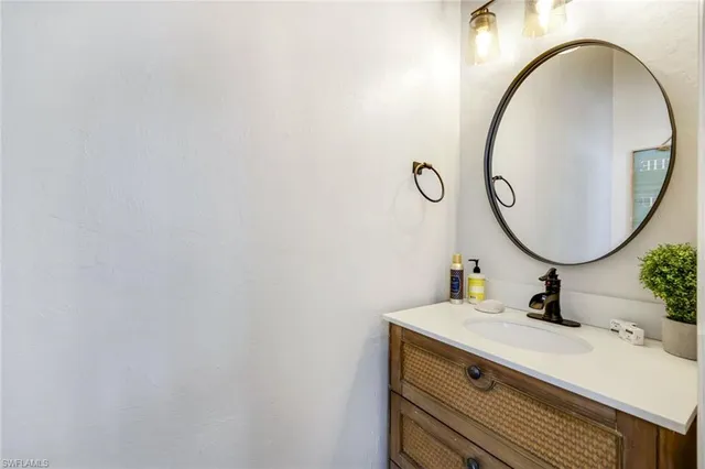 $1,000,000 | 3347 Southeast 19th Avenue, Cape Coral, FL 33904