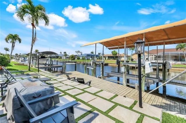 $1,000,000 | 3347 Southeast 19th Avenue, Cape Coral, FL 33904