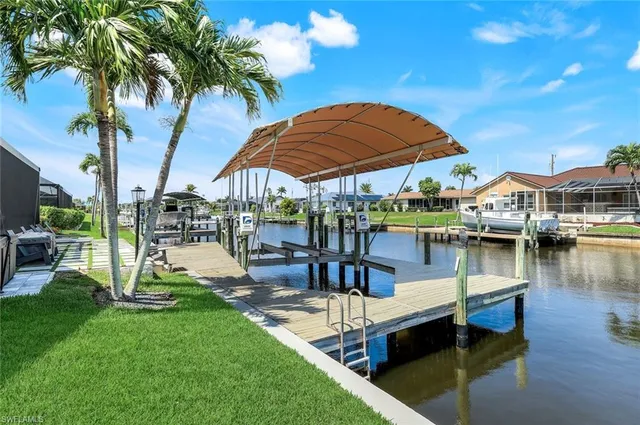 $1,000,000 | 3347 Southeast 19th Avenue, Cape Coral, FL 33904