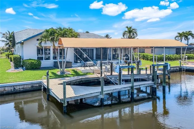 $1,000,000 | 3347 Southeast 19th Avenue, Cape Coral, FL 33904