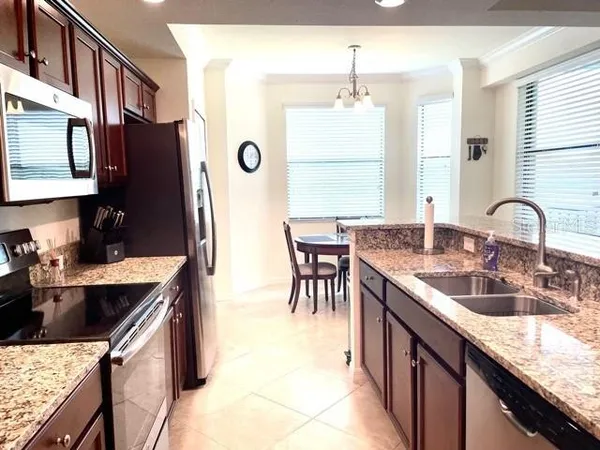 $5,000 | 16814 Vardon Terrace, Unit 307, Bradenton, FL 34211
