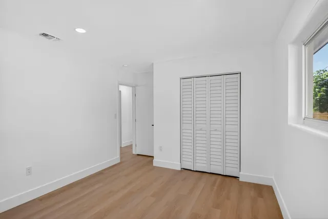 $509,999 | 1426 Hillcrest Drive, Lake Worth Beach, FL 33461