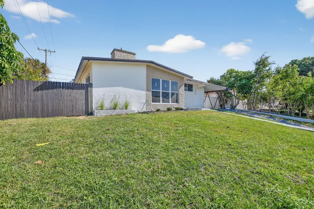 $509,999 | 1426 Hillcrest Drive, Lake Worth Beach, FL 33461