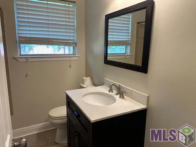 $1,500 | 434 East Bolivar Drive, Baton Rouge, LA 70819