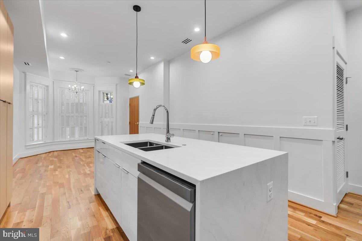 3169 18th Street Northwest, Unit 2 Washington, DC 20010 - Photo 15 of 28