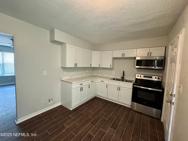 $1,200 | 707 Rainer Road, Unit 3, Baldwin, FL 32234