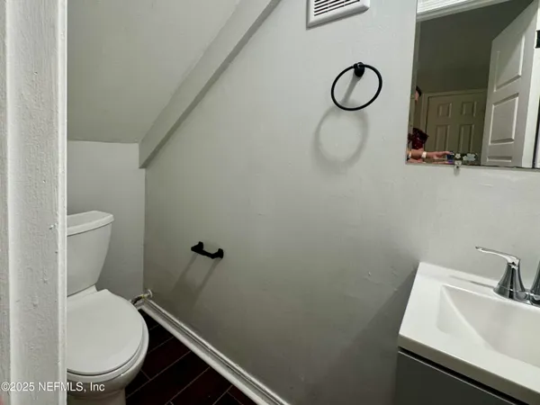 $1,200 | 707 Rainer Road, Unit 3, Baldwin, FL 32234