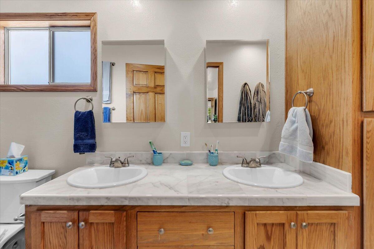 1335 Franzel Road Red Bluff, CA 96080 - Photo 16 of 39 1335 Franzel Rd Primary Bathroom