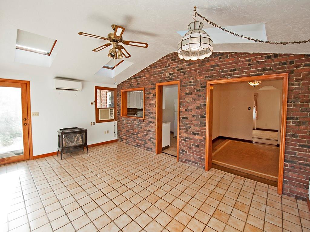 137 Spring Grove Road Penn Hills, PA 15235 - Photo 11 of 24 Gallery Image 11