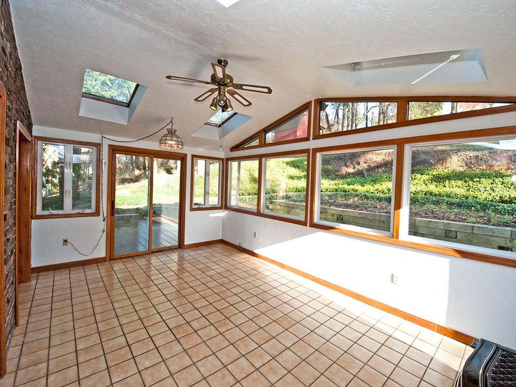 137 Spring Grove Road Penn Hills, PA 15235 - Photo 12 of 24 Gallery Image 12