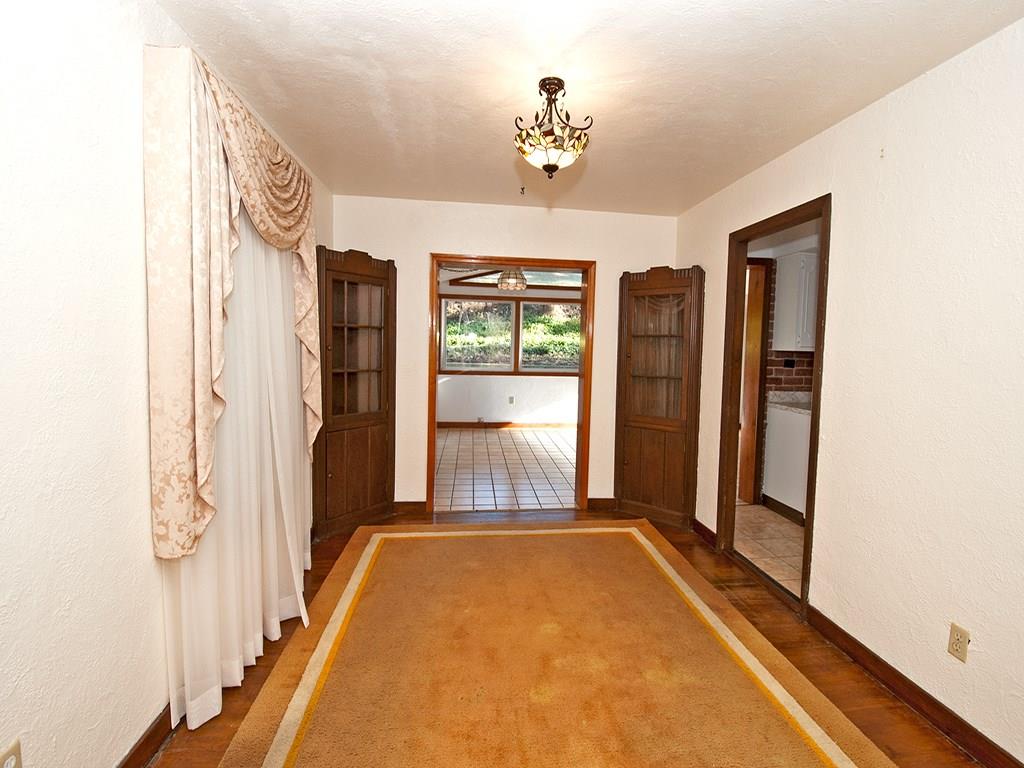 137 Spring Grove Road Penn Hills, PA 15235 - Photo 7 of 24 Gallery Image 7