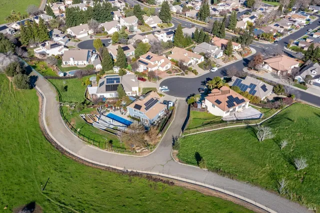 $889,950 | 1218 Terrace Court, Vacaville, CA 95687