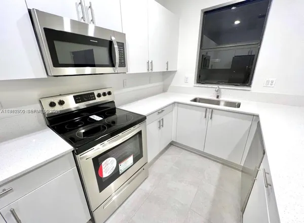 $2,500 | 12950 Southwest 233rd Terrace, Homestead, FL 33032