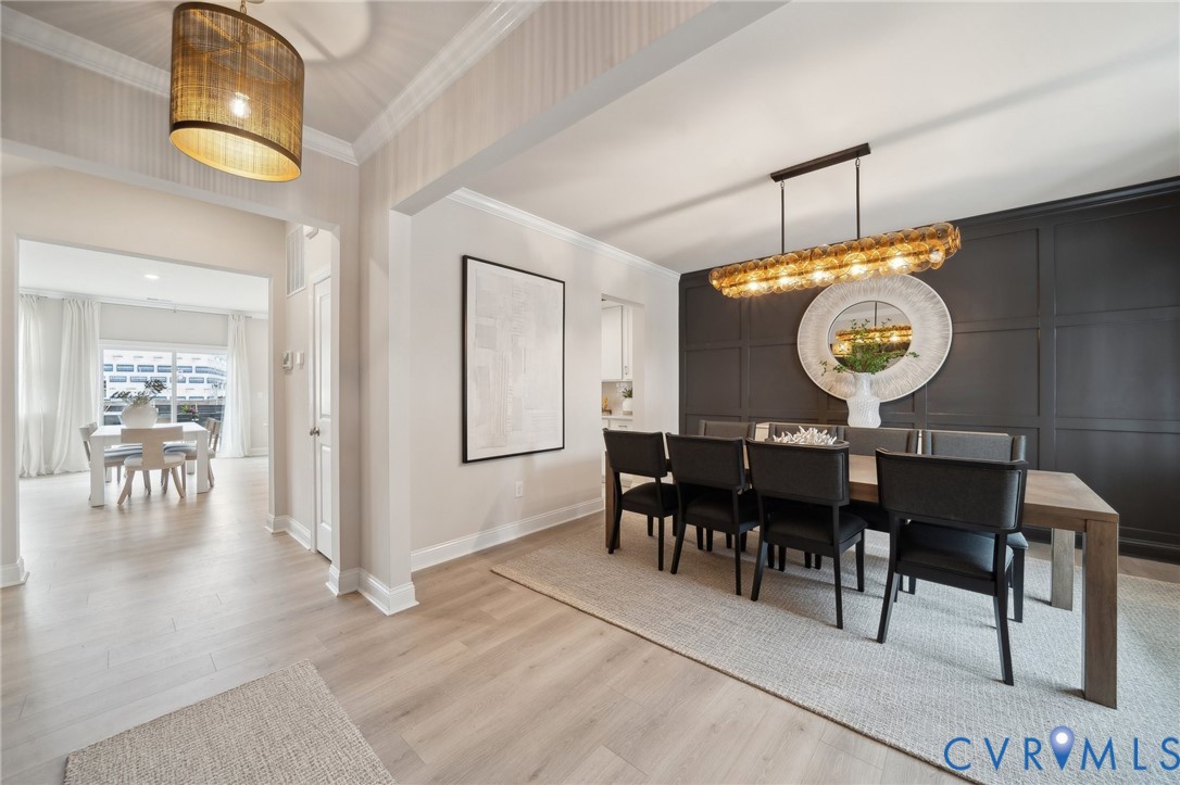 16800 Barmer Road Chesterfield, VA 23832 - Photo 3 of 28 a view of a dining area with furniture and chandelier